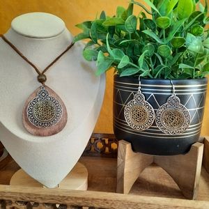 Vintage Boho Style Women's Earrings Necklace 3 Piece Set